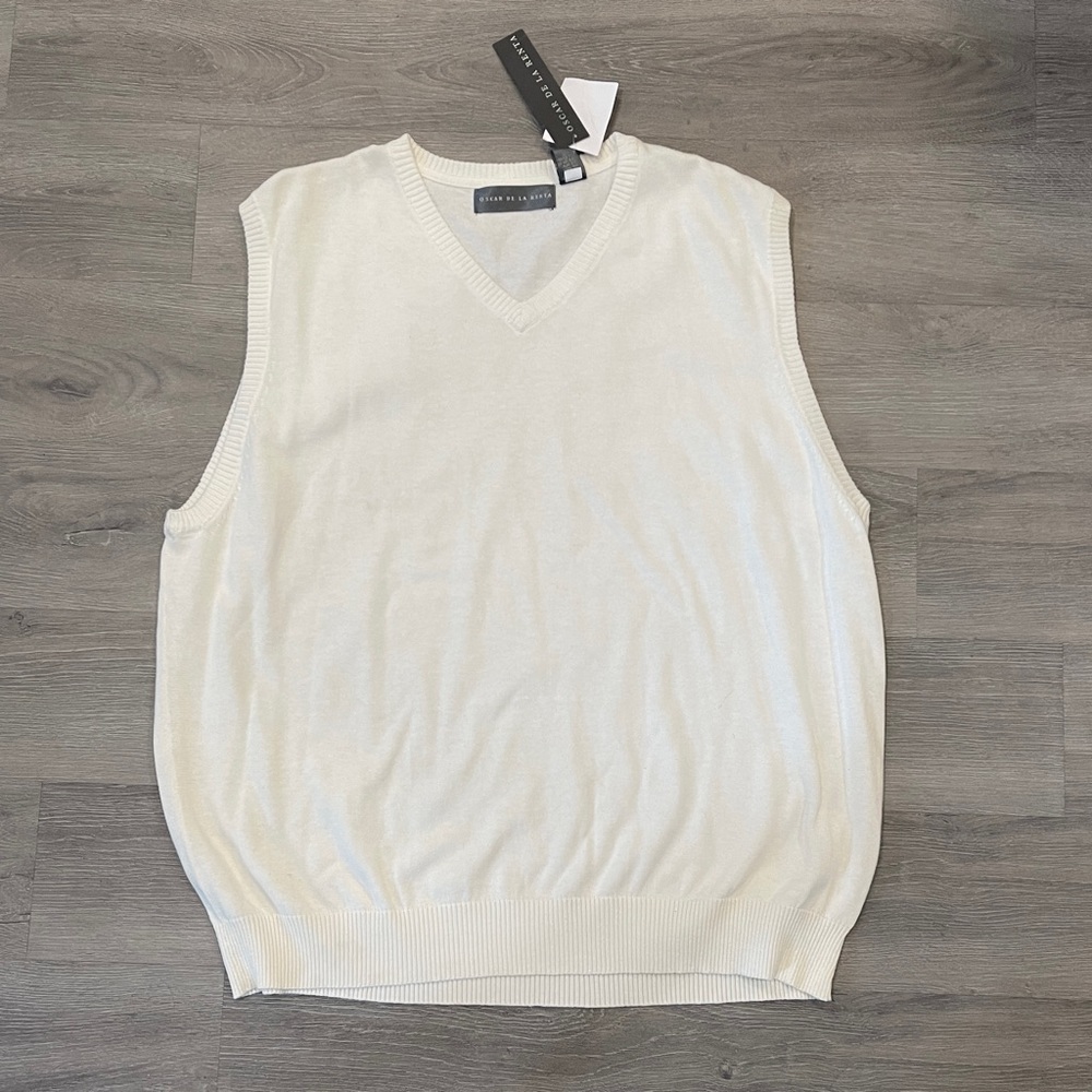 Oscar De La Renta XXL Egg Shell Sweater Vest